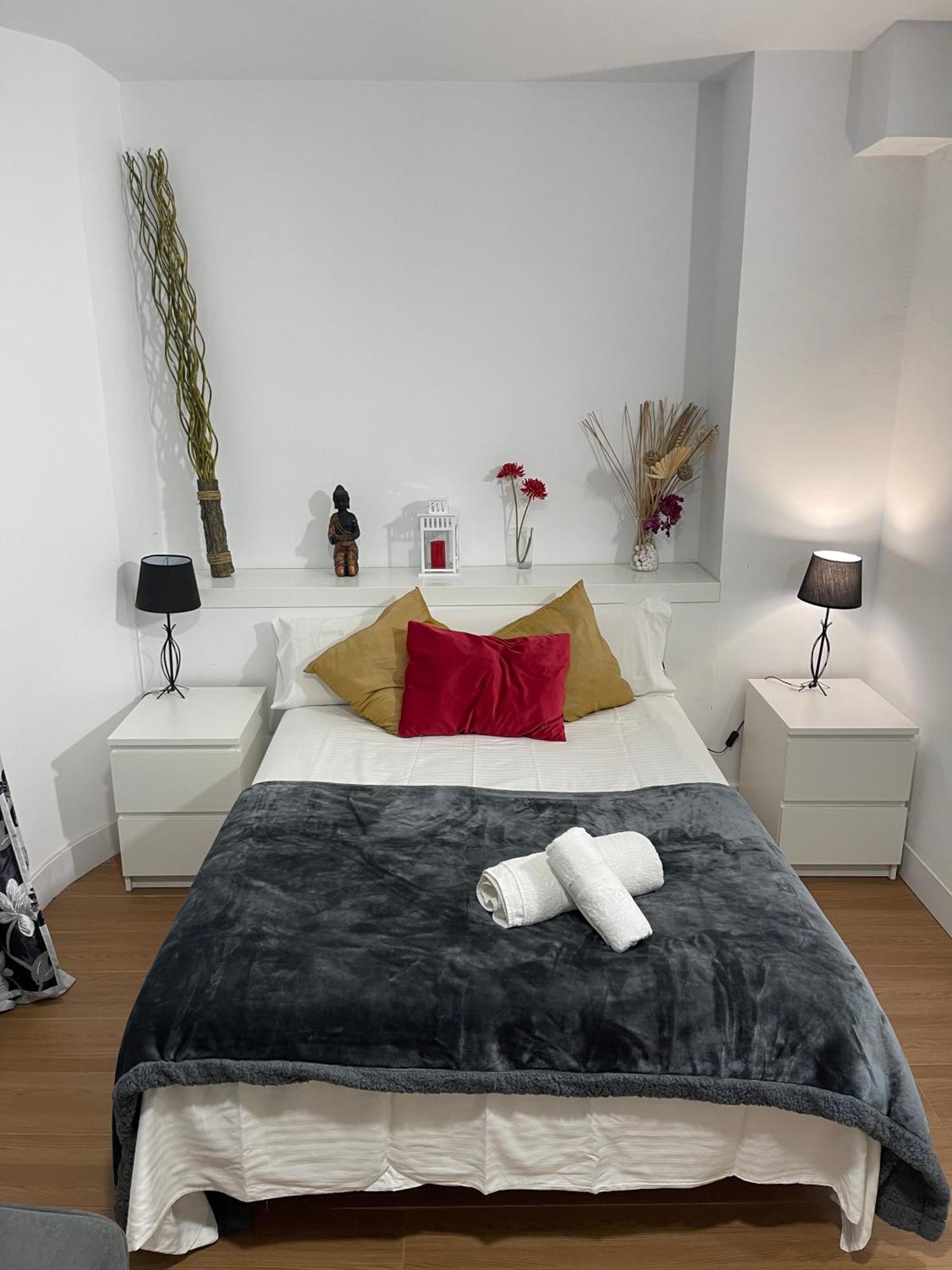 Resitur Luxury Suit 6 Севилья Экстерьер фото